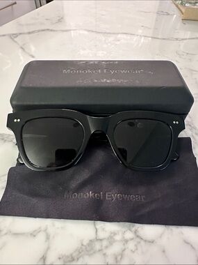 Menokel Eyewear Black Classic Sunglasses